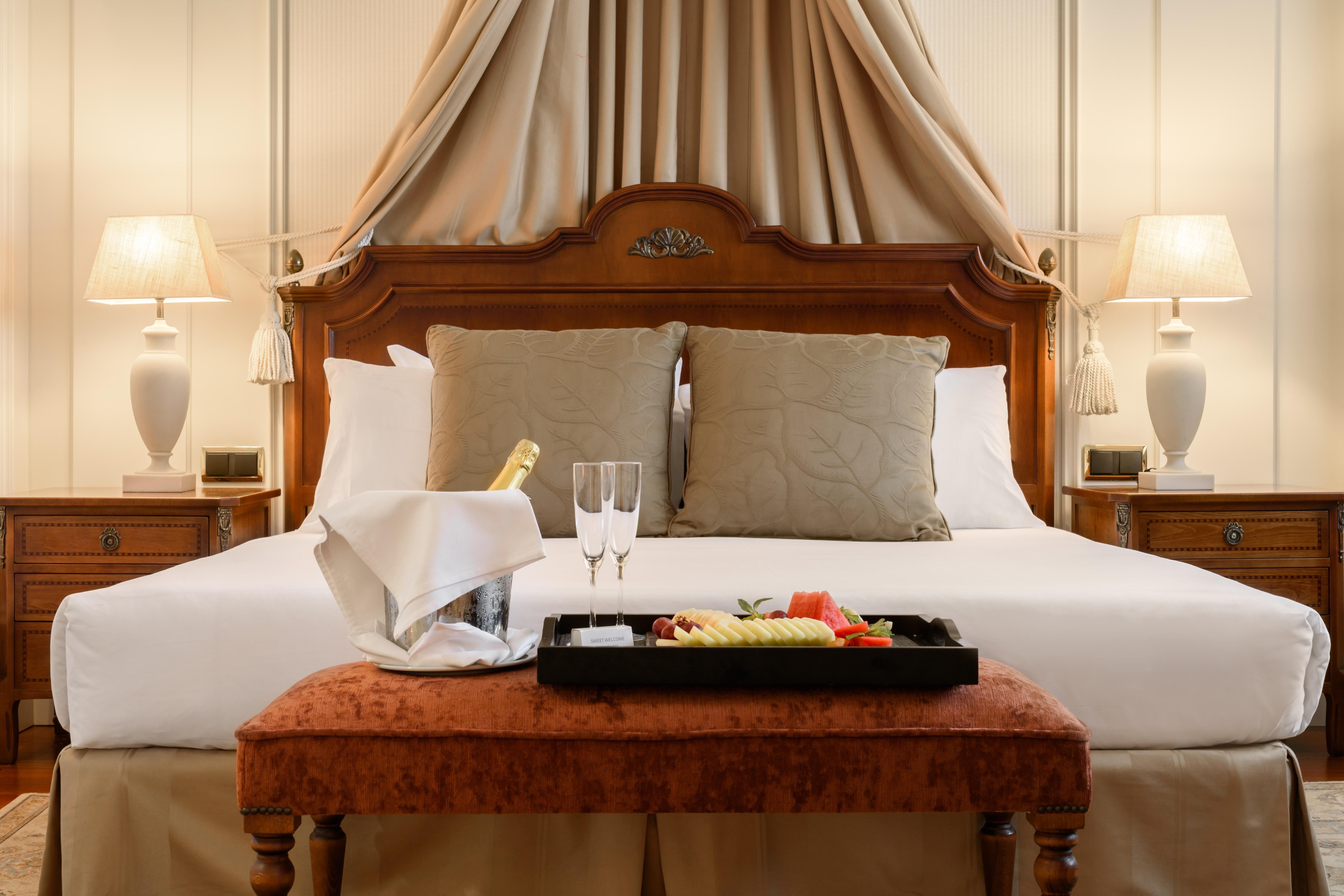 ยูโรสตาร์ กรัน โฮเต็ล ซานติอาโก Hotel ซานติอาโก เด กอมโปสเตลา ภายนอก รูปภาพ
