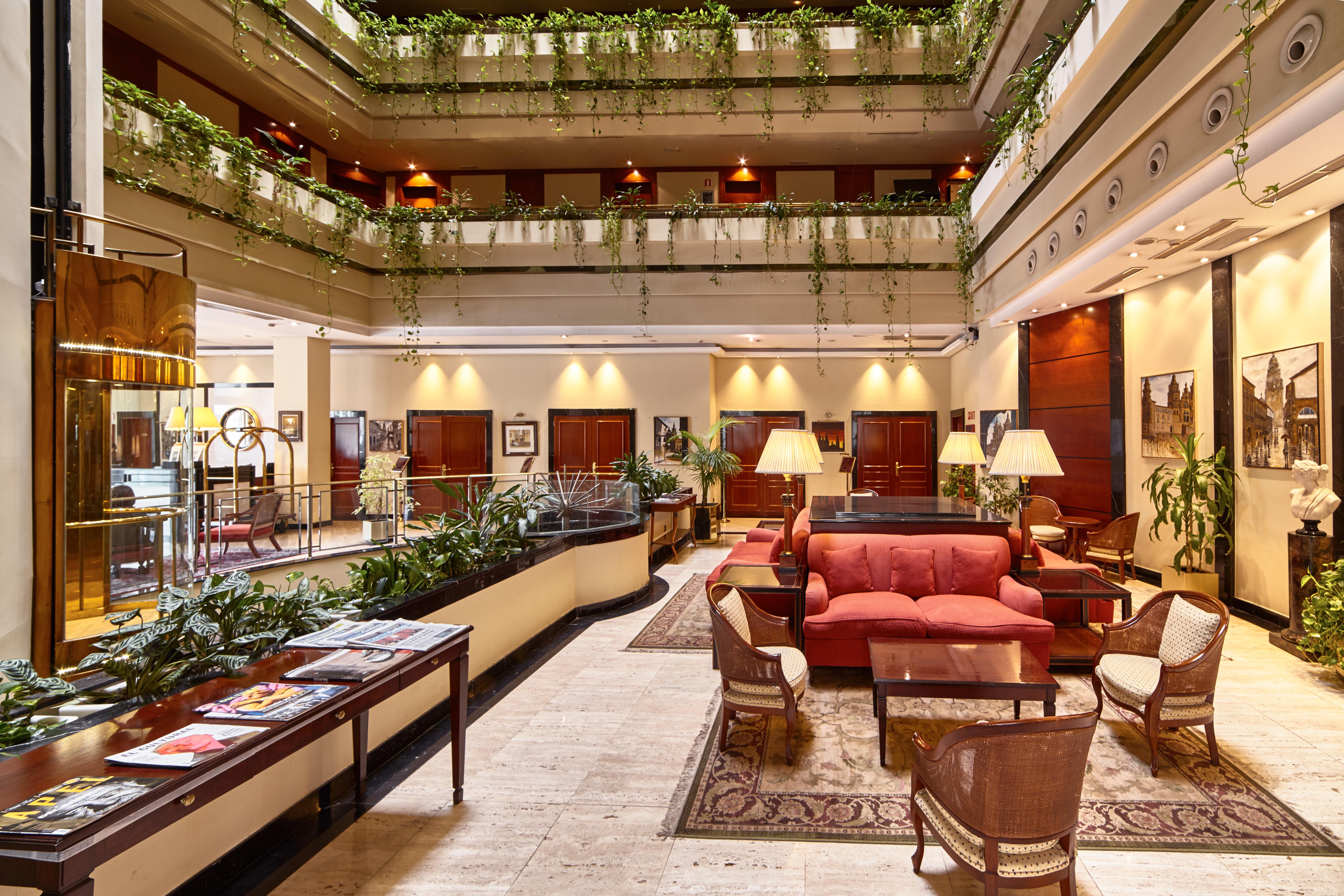 ยูโรสตาร์ กรัน โฮเต็ล ซานติอาโก Hotel ซานติอาโก เด กอมโปสเตลา ภายนอก รูปภาพ